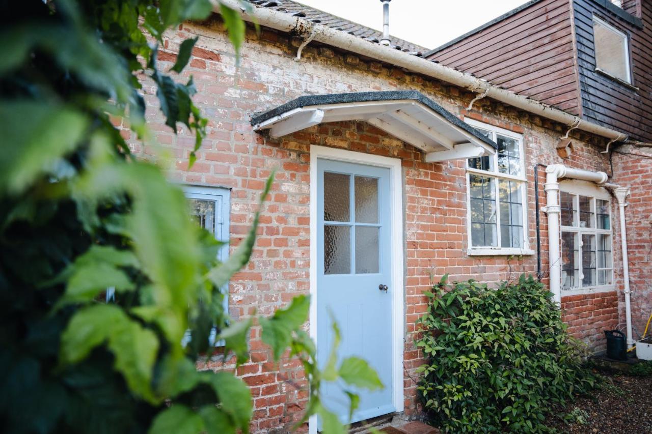 Hovell Hall Country Bed And Breakfast Norwich Dış mekan fotoğraf